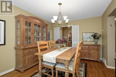 10 Cosburn Avenue Ottawa ON K2H 8A1