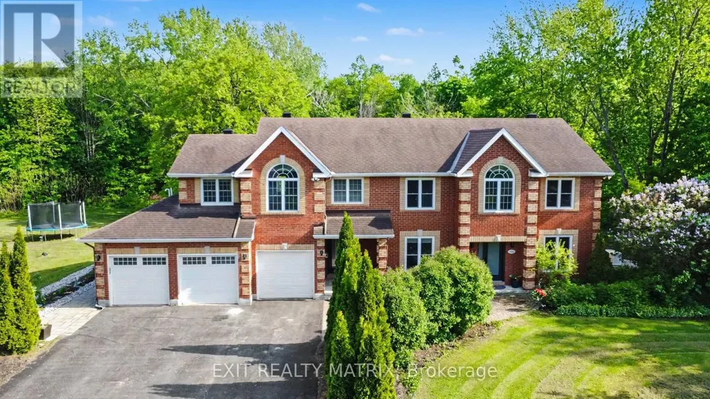 1322 Du Gouverneur Drive Ottawa ON K4C 1E2