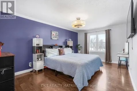 1322 Du Gouverneur Drive Ottawa ON K4C 1E2