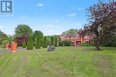 1322 Du Gouverneur Drive Ottawa ON K4C 1E2
