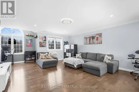 1322 Du Gouverneur Drive Ottawa ON K4C 1E2
