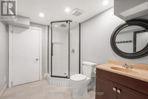 1322 Du Gouverneur Drive Ottawa ON K4C 1E2