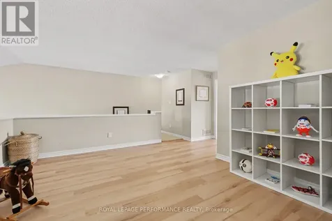 220 Pembina Private Ottawa ON K4M 0G7