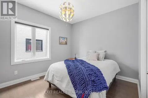 128 Lyon Street Russell ON K0A 1W0