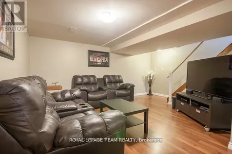 183 Mcelroy Drive Ottawa ON K2L 1X7
