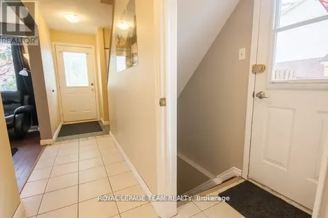 183 Mcelroy Drive Ottawa ON K2L 1X7