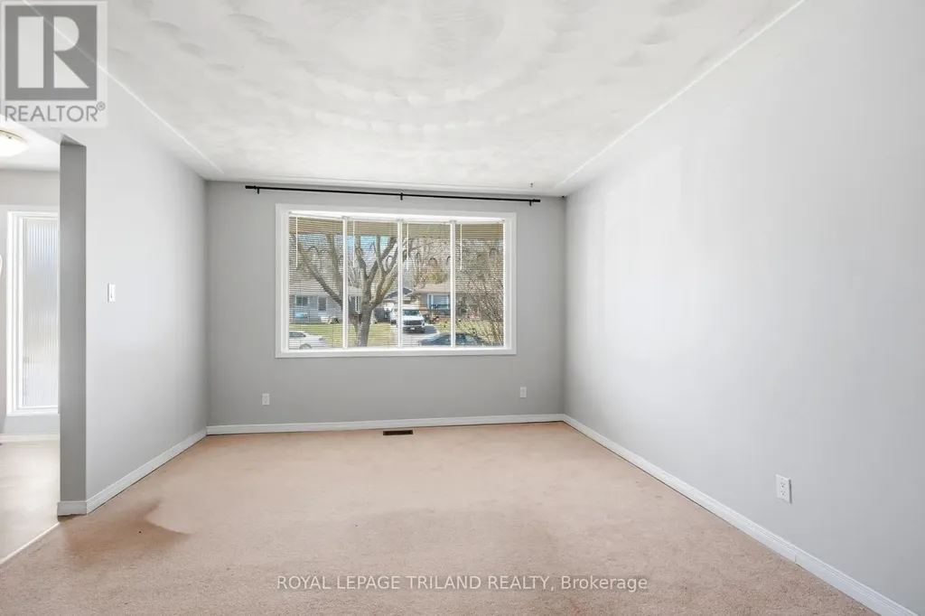 195B Cedarvale Crescent Waterloo ON N2L 4T3