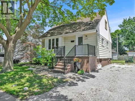 1532 Tourangeau Road Windsor ON N8Y 4J4