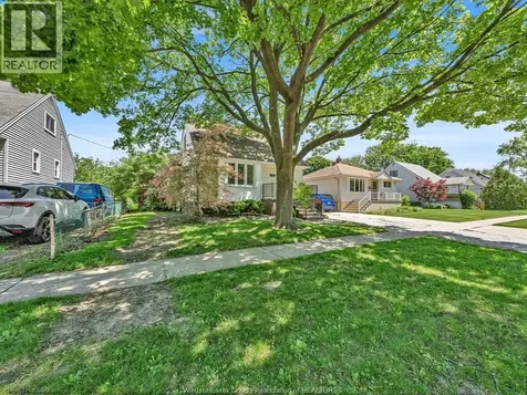 1532 Tourangeau Road Windsor ON N8Y 4J4