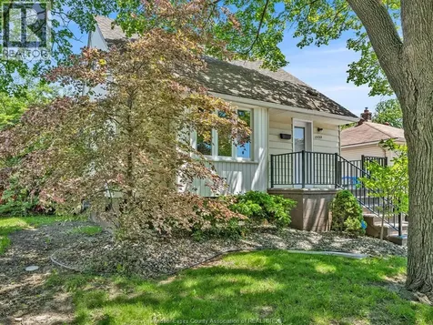1532 Tourangeau Road Windsor ON N8Y 4J4