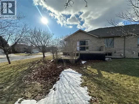 51 Santos Drive Kingsville ON N9Y 3Z5