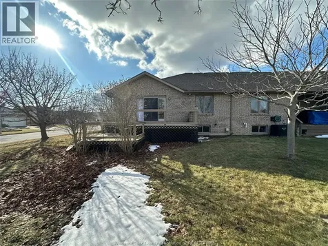 51 Santos Drive Kingsville ON N9Y 3Z5