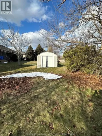 51 Santos Drive Kingsville ON N9Y 3Z5