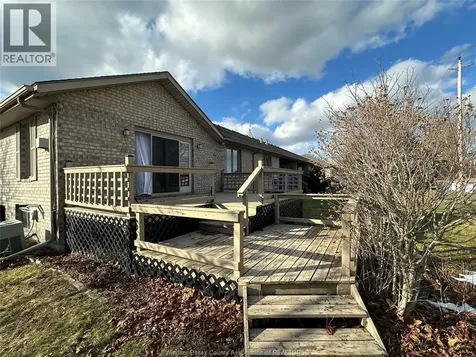 51 Santos Drive Kingsville ON N9Y 3Z5