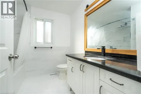 42 Indigo Street Kitchener ON N2E 4E6