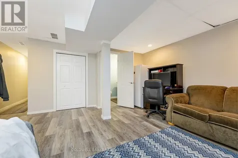 40 Danville Avenue Halton Hills (ac Acton) ON L7J 2W5