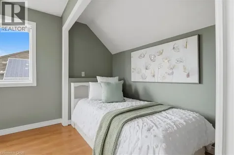 151 Decaro Crescent Cambridge ON N3C 4M4