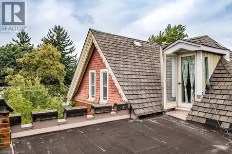 95 Fairholt Road South Hamilton ON L8M 2T6