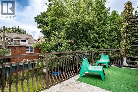 95 Fairholt Road South Hamilton ON L8M 2T6