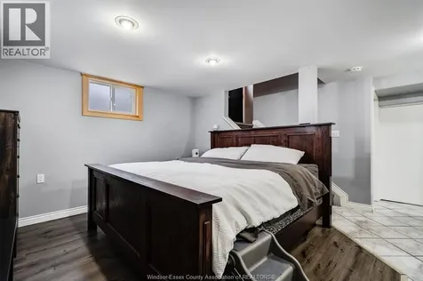 2332 Parent Avenue Windsor ON N8W 2E5