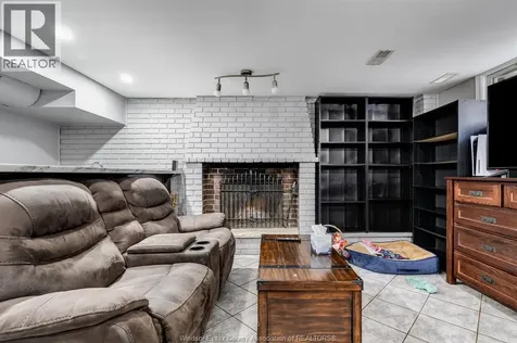2332 Parent Avenue Windsor ON N8W 2E5