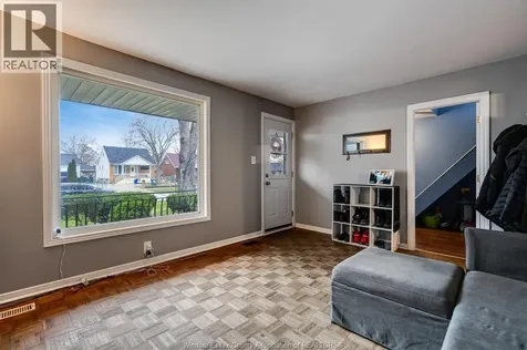 2332 Parent Avenue Windsor ON N8W 2E5