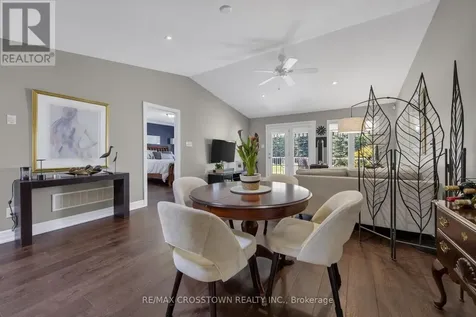 8 New York Avenue Wasaga Beach ON L9Z 3A8