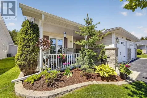 8 New York Avenue Wasaga Beach ON L9Z 3A8