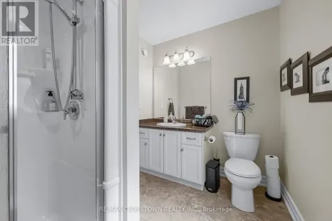 8 New York Avenue Wasaga Beach ON L9Z 3A8