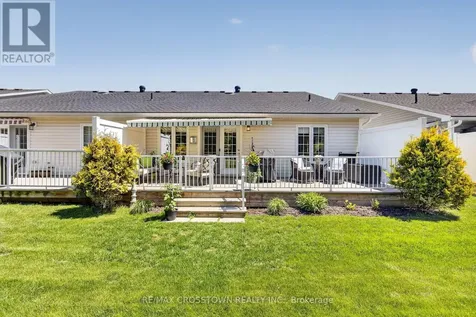 8 New York Avenue Wasaga Beach ON L9Z 3A8