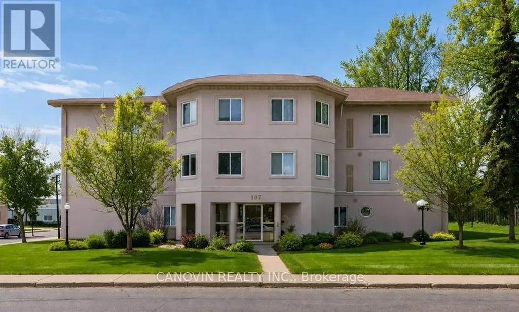 107 Bond Street Orillia ON L3V 1J7