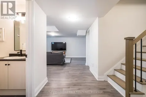 102 Reed Way Blue Mountains ON L9Y 4P5