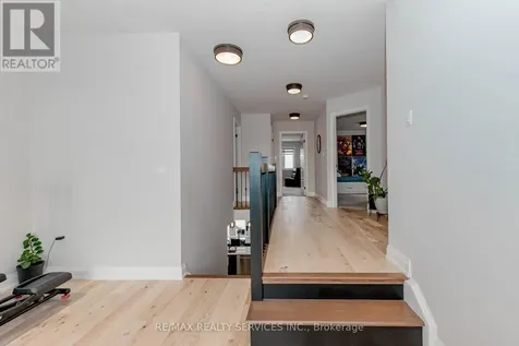 130 Pondcliffe Drive Kitchener ON N2R 0M4
