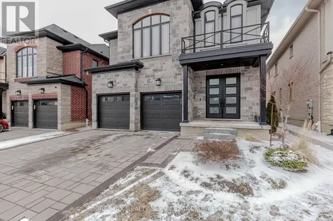 130 Pondcliffe Drive Kitchener ON N2R 0M4