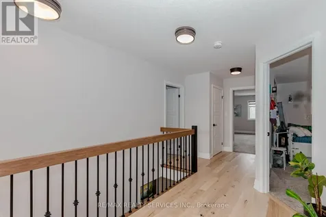 130 Pondcliffe Drive Kitchener ON N2R 0M4