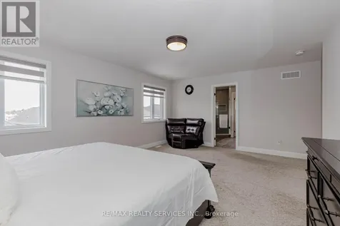 130 Pondcliffe Drive Kitchener ON N2R 0M4