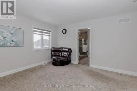 130 Pondcliffe Drive Kitchener ON N2R 0M4