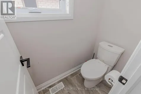 130 Pondcliffe Drive Kitchener ON N2R 0M4