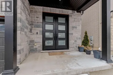 130 Pondcliffe Drive Kitchener ON N2R 0M4
