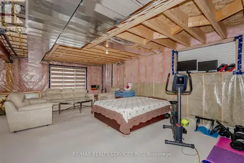130 Pondcliffe Drive Kitchener ON N2R 0M4