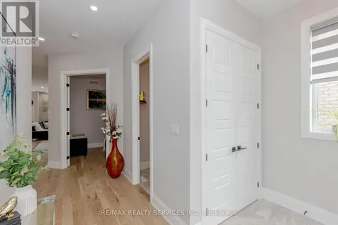 130 Pondcliffe Drive Kitchener ON N2R 0M4