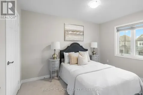 127 Benadir Avenue Caledon ON L7C 4E7
