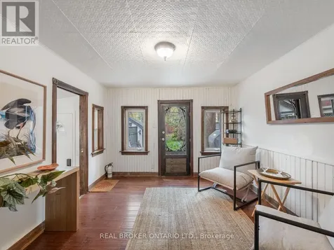 170 Cowan Avenue Toronto (south Parkdale) ON M6K 2N6