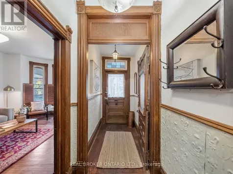 170 Cowan Avenue Toronto (south Parkdale) ON M6K 2N6