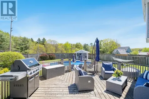 1 Hallen Drive Penetanguishene ON L9M 1G2