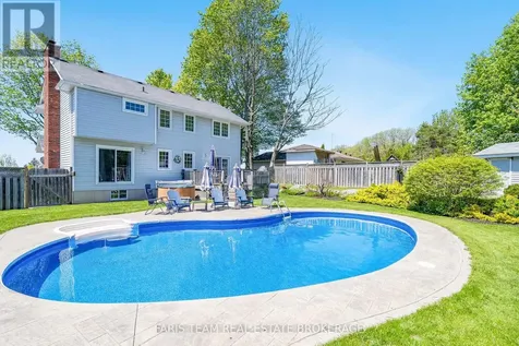 1 Hallen Drive Penetanguishene ON L9M 1G2