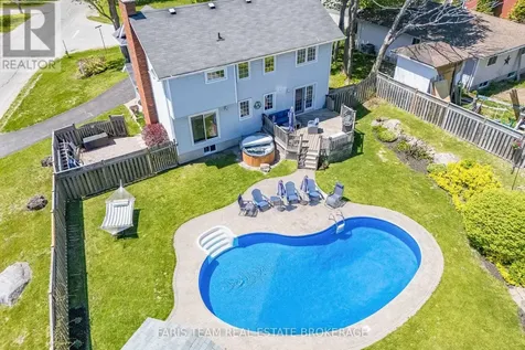 1 Hallen Drive Penetanguishene ON L9M 1G2