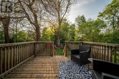 20 Wells Avenue Brantford ON N3R 4J2
