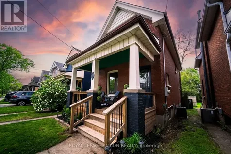 20 Wells Avenue Brantford ON N3R 4J2