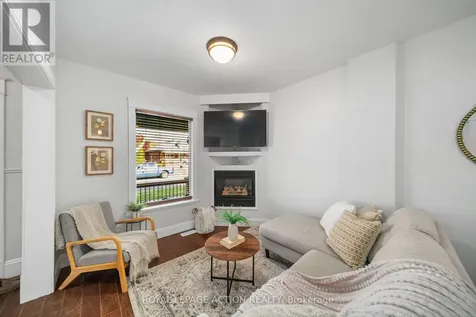 20 Wells Avenue Brantford ON N3R 4J2